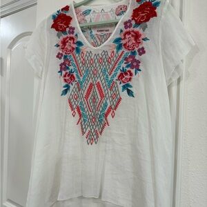 Johnny Was White and Blue Short Sleeve Embroidered Blouse